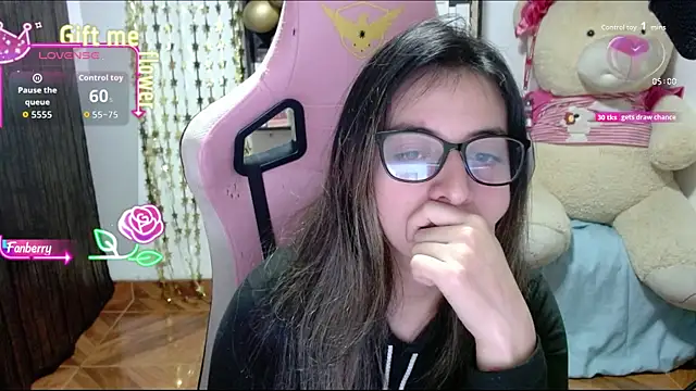 Maggie Fox3 online show from 3, 10, 2025