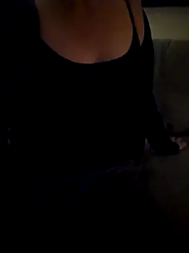 Snapshot of Sim_june chatting on 18, 10, 2025 Sim june online show from 18, 10, 2025