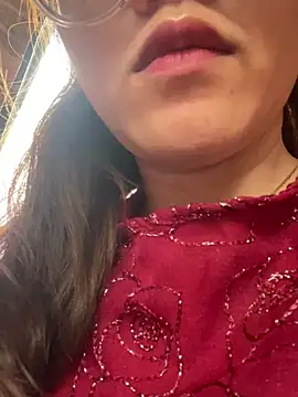 HinaLovely online show from 29, 1, 2025