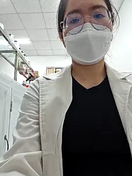 HinaLovely online show from 12, 2, 2026