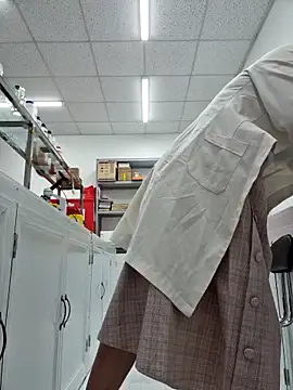 HinaLovely online show from 14, 2, 2026