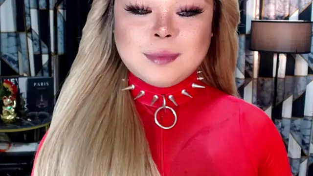 Snapshot of Mistress_DOMnicaaxx chatting on 26, 10, 2025 Mistress DOMnicaaxx online show from 26, 10, 2025