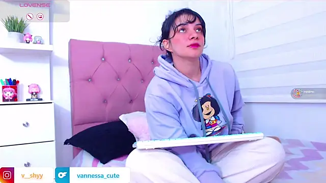 Vannessa  Shy online show from 4, 10, 2025