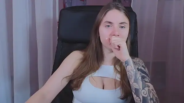  AnnaStark  online show from 5, 1, 2025