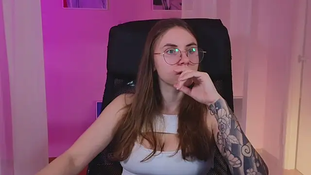  AnnaStark  online show from 30, 1, 2025