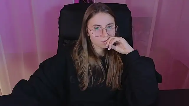  AnnaStark  online show from 9, 2, 2025