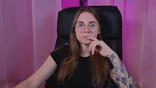  AnnaStark  online show from 21, 2, 2025