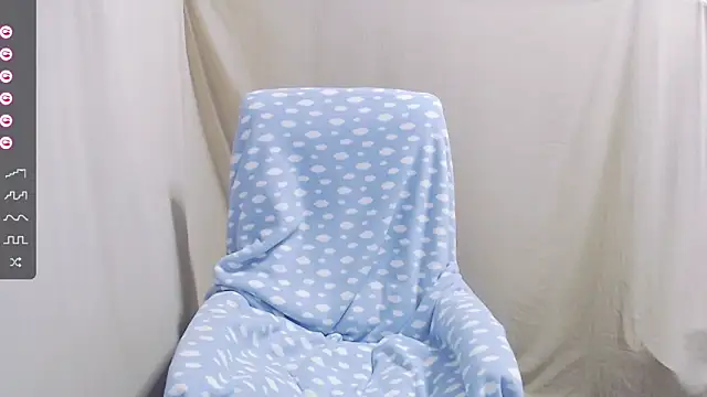 Snapshot of AkinLocal chatting on 16, 9, 2025 AkinLocal online show from 16, 9, 2025