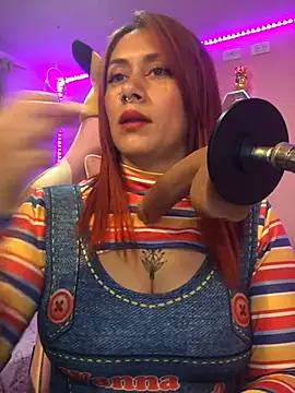 Luna Paris  online show from 25, 2, 2025