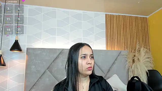 Snapshot of Sammy_Fit_ chatting on 19, 12, 2025 Sammy Fit online show from 19, 12, 2025