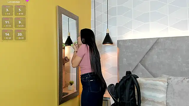 Snapshot of Sammy_Fit_ chatting on 20, 12, 2025 Sammy Fit online show from 20, 12, 2025