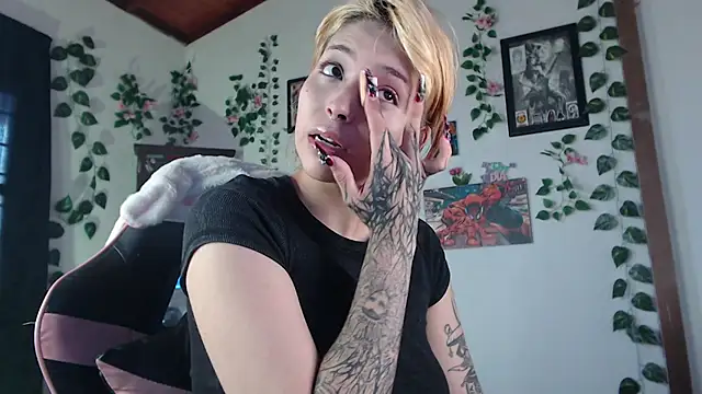 MaryJannes online show from 8, 2, 2025