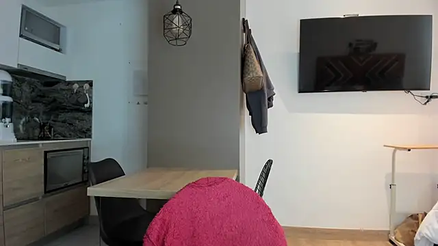 alexademie1 online show from 15, 1, 2025