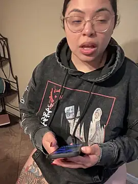 drizzypeach602 online show from 26, 2, 2025