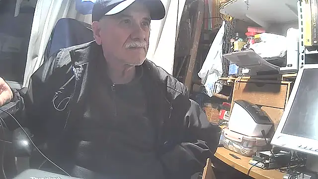 nonnomaturobisex online show from 10, 3, 2025