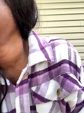 Snapshot of Tikalalin chatting on 28, 9, 2025 Tikalalin online show from 28, 9, 2025