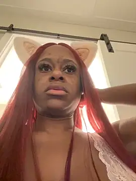 Snapshot of Tikalalin chatting on 2, 10, 2025 Tikalalin online show from 2, 10, 2025