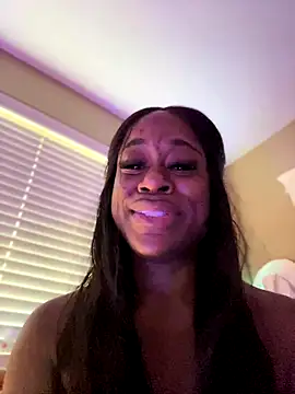 Snapshot of Tikalalin chatting on 13, 11, 2025 Tikalalin online show from 13, 11, 2025