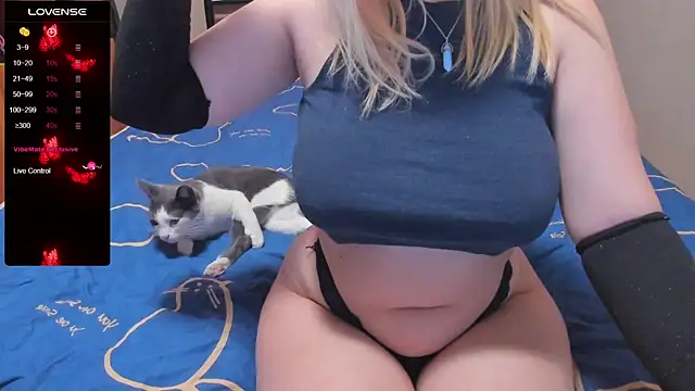 Snapshot of eva_zero chatting on 12, 9, 2025 eva zero online show from 12, 9, 2025