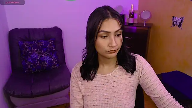 Snapshot of leah-666 chatting on 4, 2, 2025 leah-666 online show from 4, 2, 2025