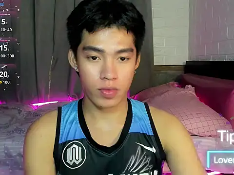 Lightjt04 online show from 8, 9, 2025