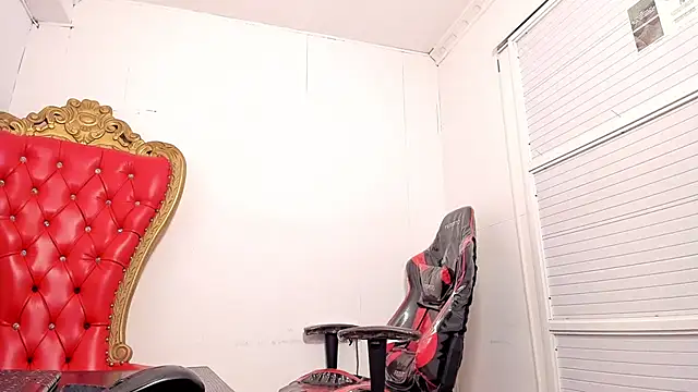 Cleopatra Trans online show from 14, 2, 2025