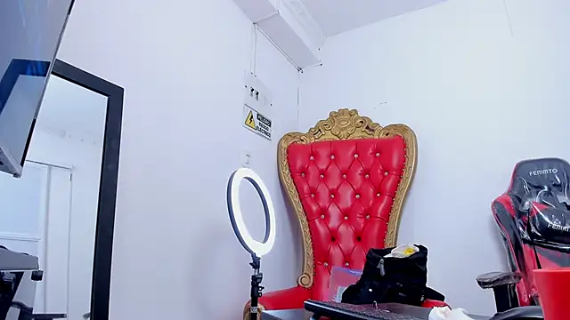 Cleopatra Trans online show from 17, 2, 2025