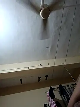 Desi Londa 143 online show from 13, 3, 2025