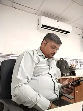 Desi Londa 143 online show from 26, 9, 2025