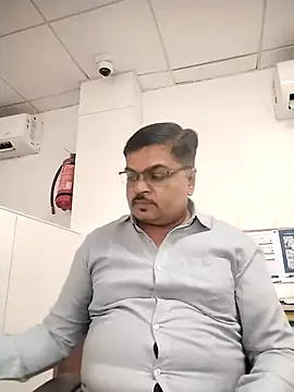 Desi Londa 143 online show from 15, 10, 2025