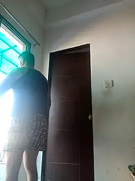 Desi Londa 143 online show from 11, 4, 2026