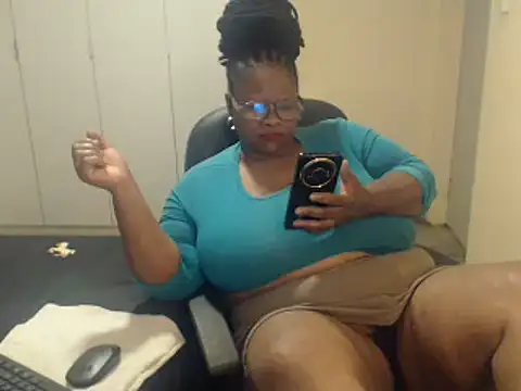 sweetnoziexx online show from 18, 2, 2025