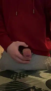 Snapshot of yann2392 chatting on 20, 12, 2025 yann2392 online show from 20, 12, 2025