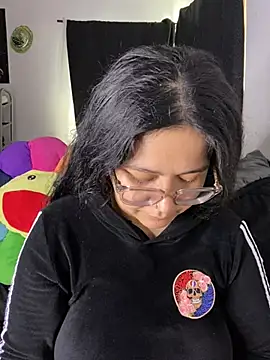 MsConejitaa online show from 24, 2, 2025