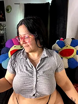 MsConejitaa online show from 18, 10, 2025