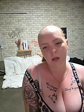 Snapshot of Melissa1994- chatting on 28, 6, 2026 Melissa1994- online show from 28, 6, 2026
