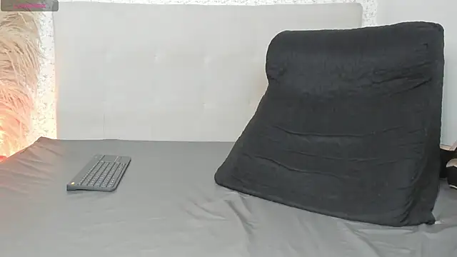 Snapshot of Azahara_Amin_ chatting on 22, 3, 2025 Azahara Amin online show from 22, 3, 2025