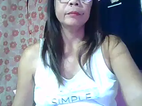 Snapshot of urwife_tobe chatting on 25, 1, 2025 urwife tobe online show from 25, 1, 2025