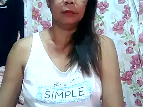 Snapshot of urwife_tobe chatting on 25, 1, 2025 urwife tobe online show from 25, 1, 2025
