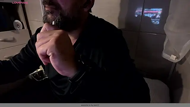 Snapshot of TigerOne19 chatting on 2, 12, 2025 TigerOne19 online show from 2, 12, 2025