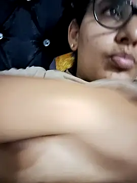 DanielleEvans  online show from 23, 2, 2025