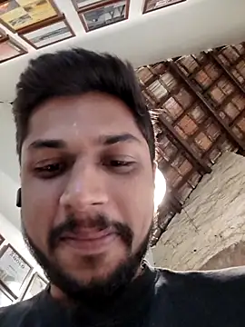  IRRESISTIBLE  online show from 30, 10, 2025