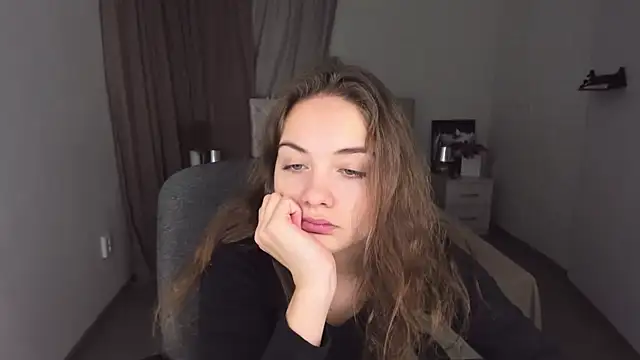 Snapshot of KristinaLoison chatting on 28, 12, 2024 KristinaLoison online show from 28, 12, 2024