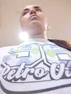 aisha es online show from 12, 3, 2025