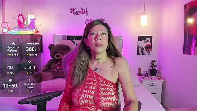 Karly moon online show from 26, 6, 2026