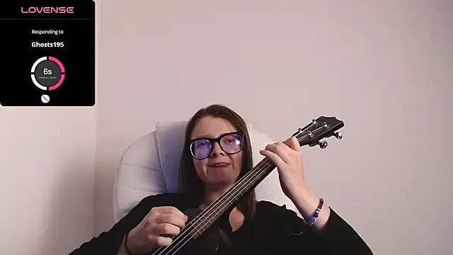 Arya starrk online show from 4, 2, 2025