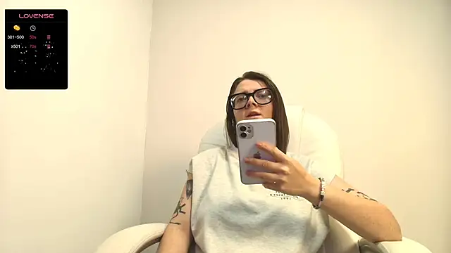 Arya starrk online show from 10, 2, 2025