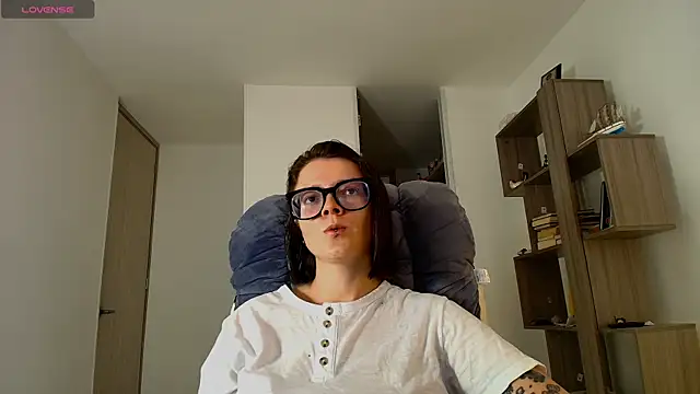 Arya starrk online show from 21, 11, 2025