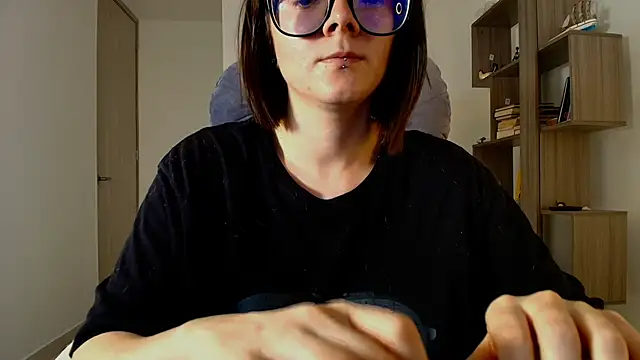 Arya starrk online show from 24, 11, 2025