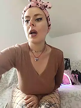 Snapshot of Stoned-baby69 chatting on 20, 4, 2026 Stoned-baby69 online show from 20, 4, 2026